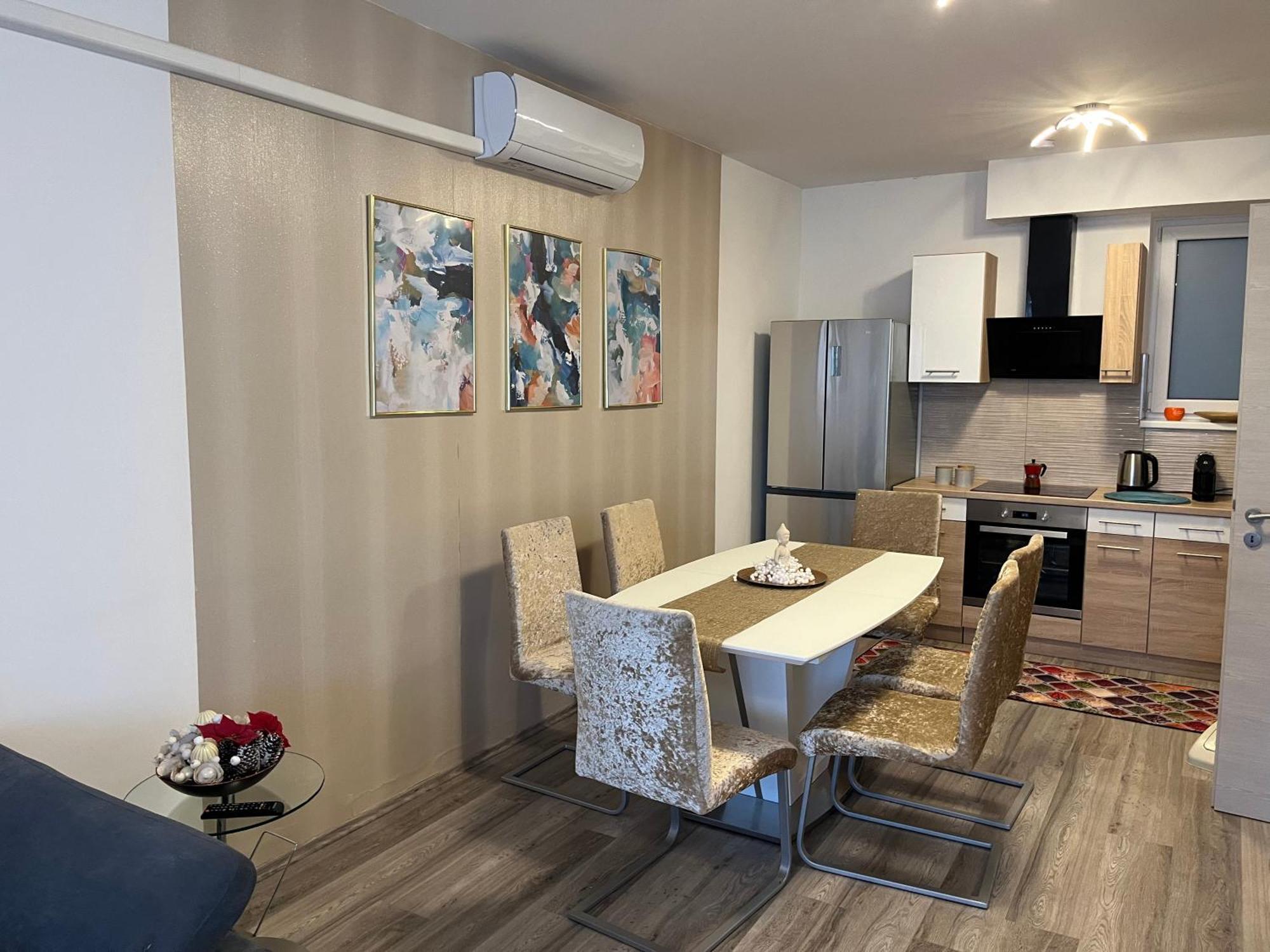 Brookforest Belvarosi Apartman Дебрецен Екстериор снимка